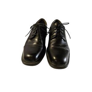 Nunn Bush black dress shoes. Size 9.5.